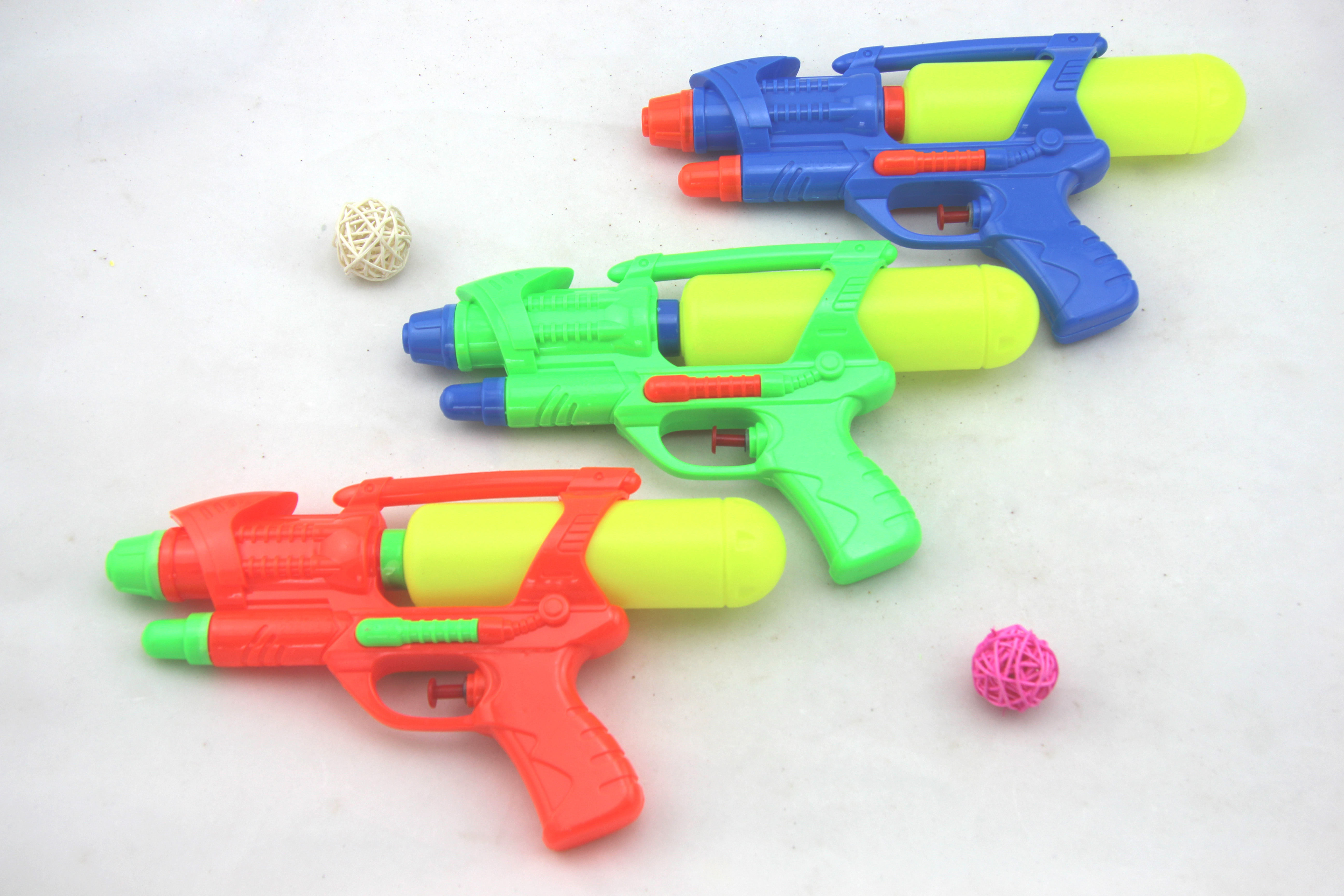 Factory direct sale of 2791-5 water gun with four colors mixed Application Scenario