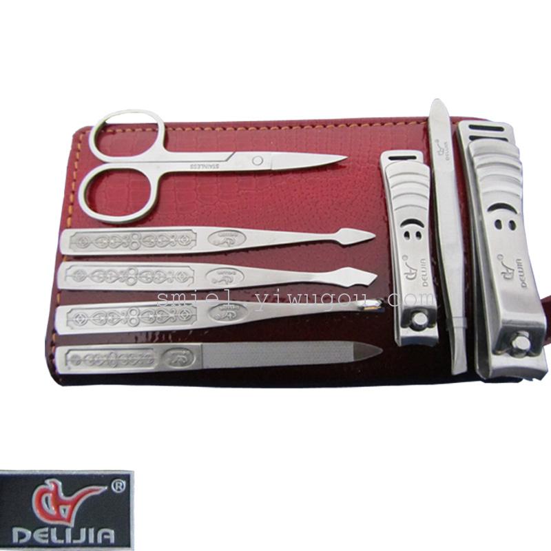 Nail clipper set, pedicure tools, eyebrow shears, nail files, exfoliating knives, Delijia, universal Specification image