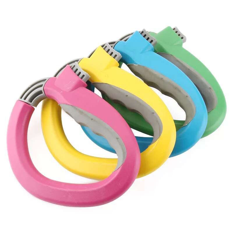 Creative portable plastic vegetable carrier, effortless handle, convenient for shopping and carrying vegetables details Picture