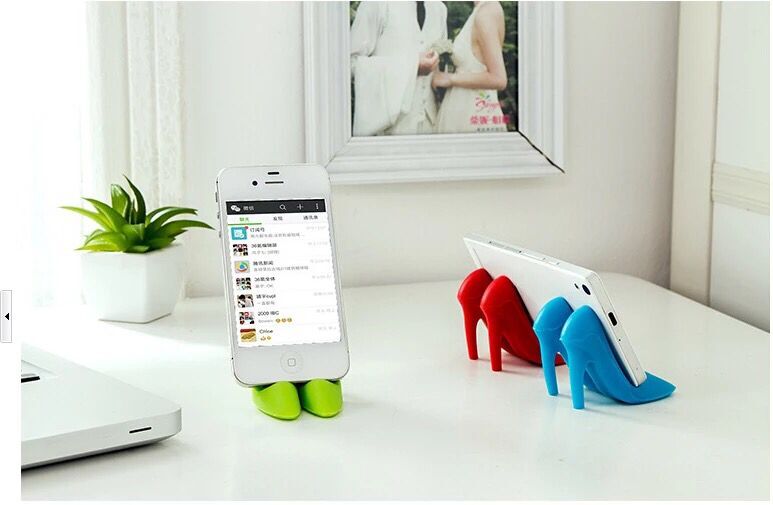 Multi-functional high-heeled shoe mobile phone stand, creative lazy person mobile phone base, tablet fixator, decorative bracket