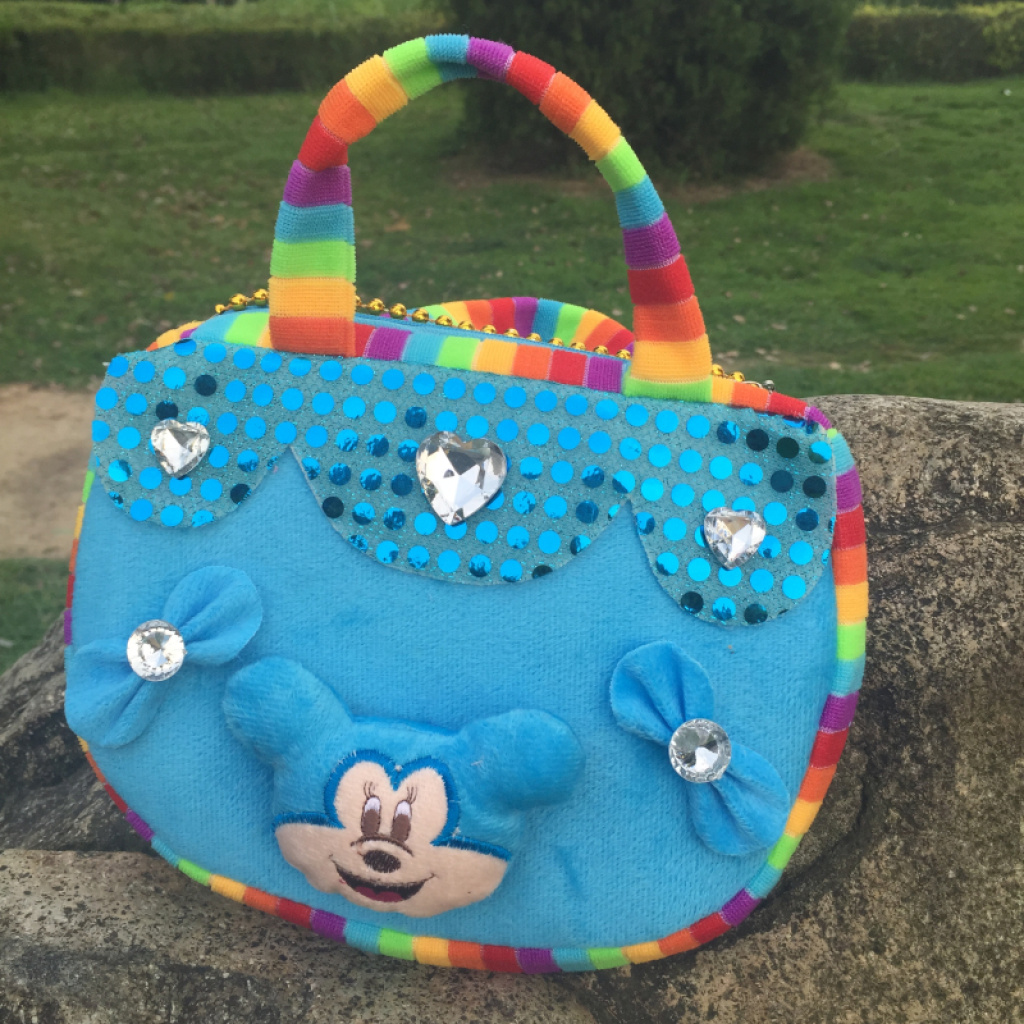 Export bags, handbags, toy bags, colored stripe hand-held sequined bags details Picture