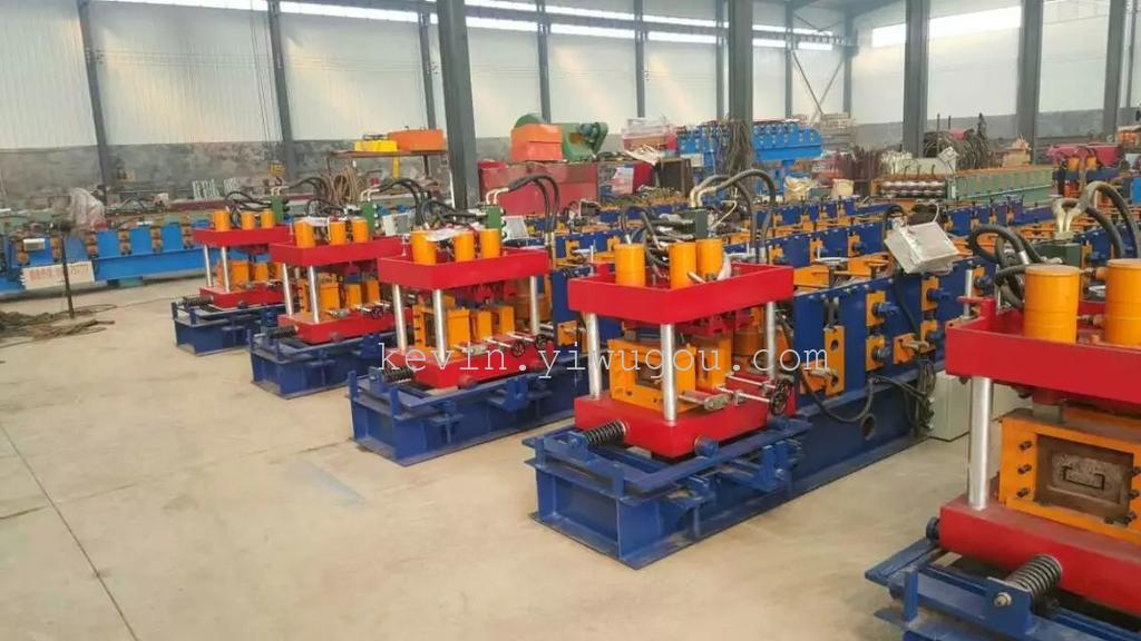 Manufacturer direct sales of high quality, color steel tile machine, press tile machine, tile machine, can be used for 10 years