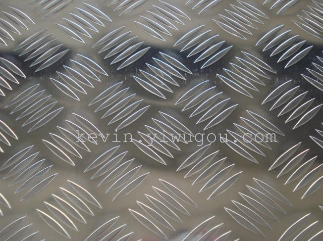 Supplying high-quality aluminum plates, embossed aluminum plates, patterned aluminum plates and snowflake aluminum plates, for export to Africa and the Middle East Application Scenario