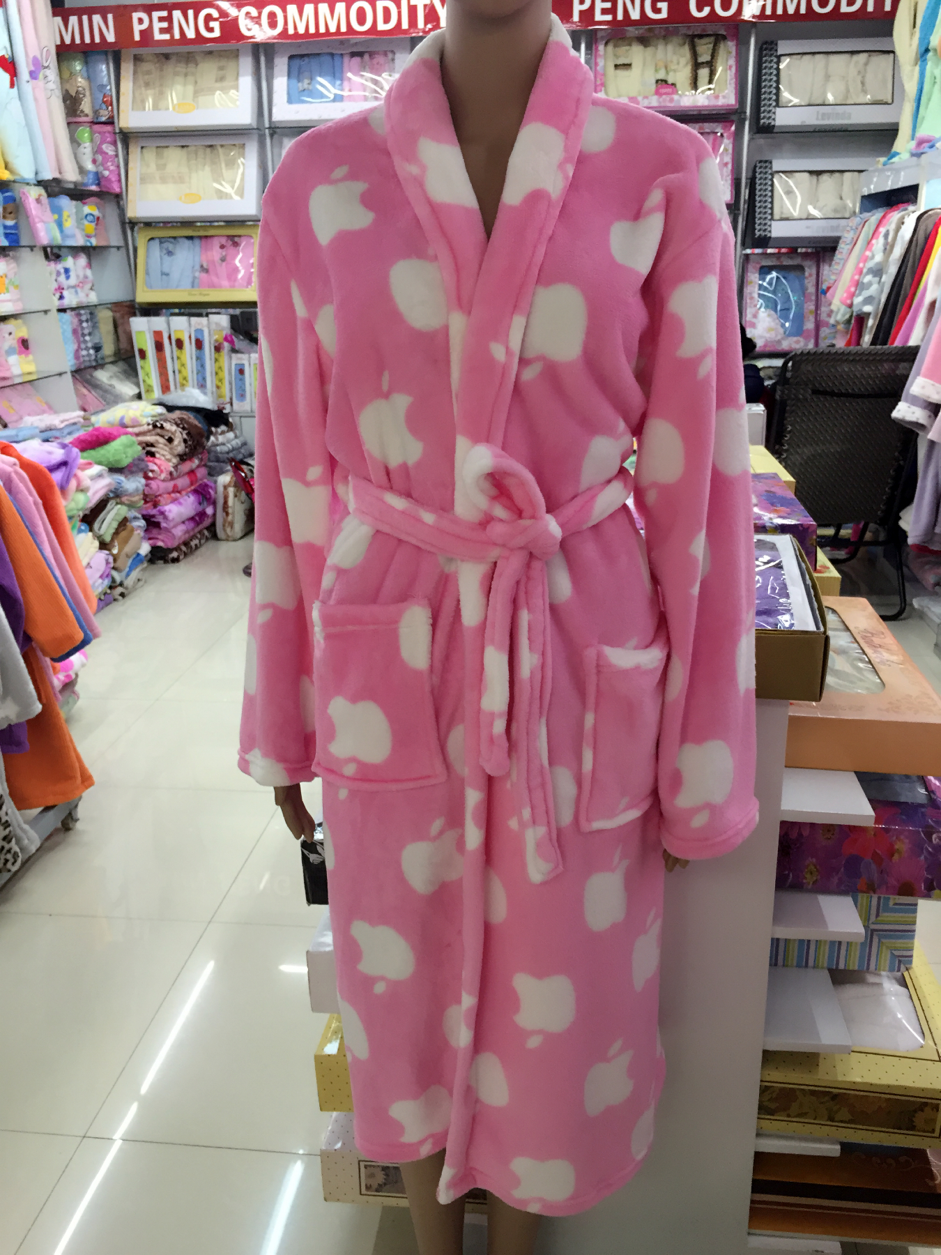 Thick autumn/winter pajamas Thermal robe High quality printed flannel bathrobe
