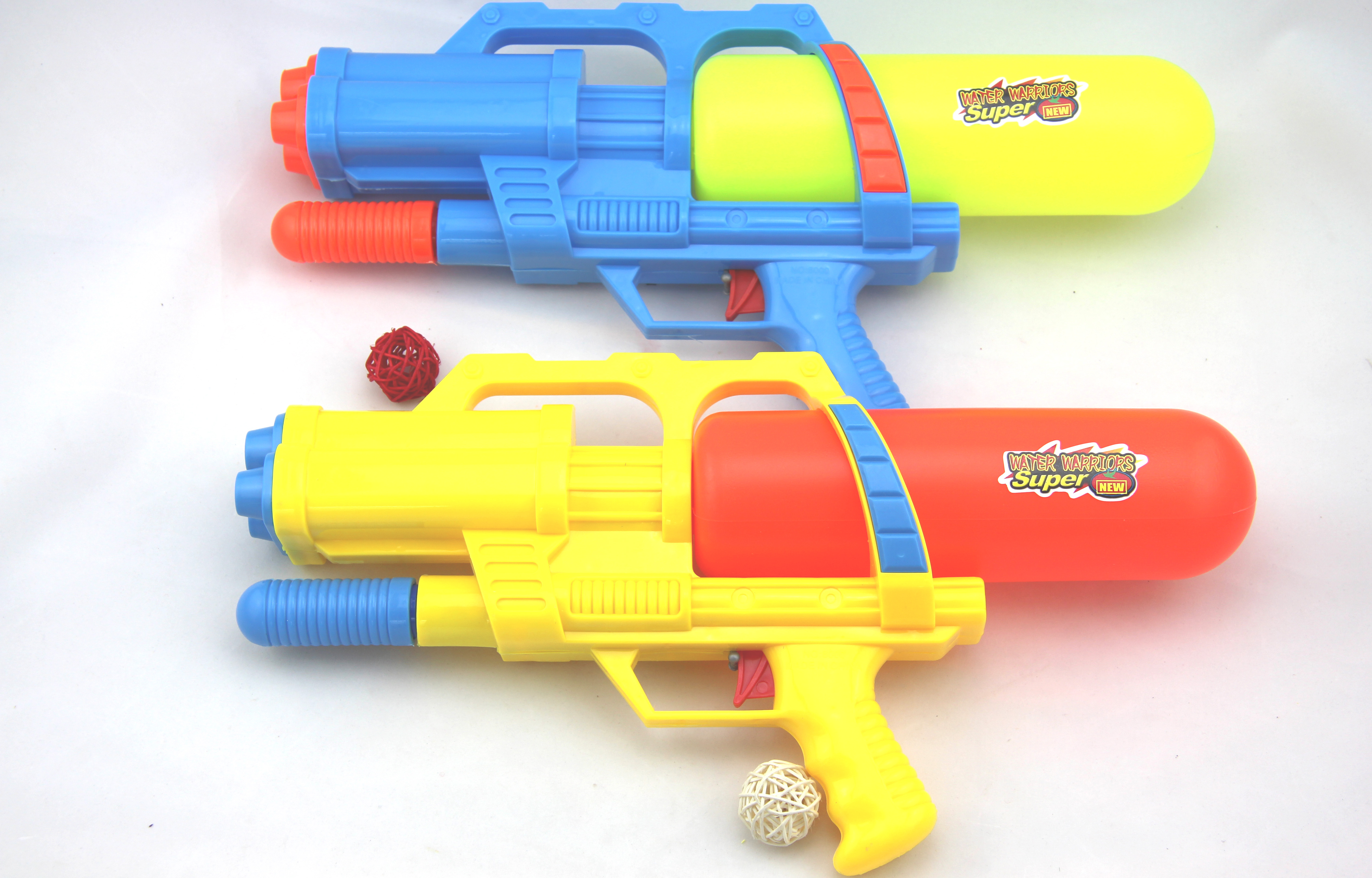 New model 6000 water gun with three nozzles and pressure Specification image
