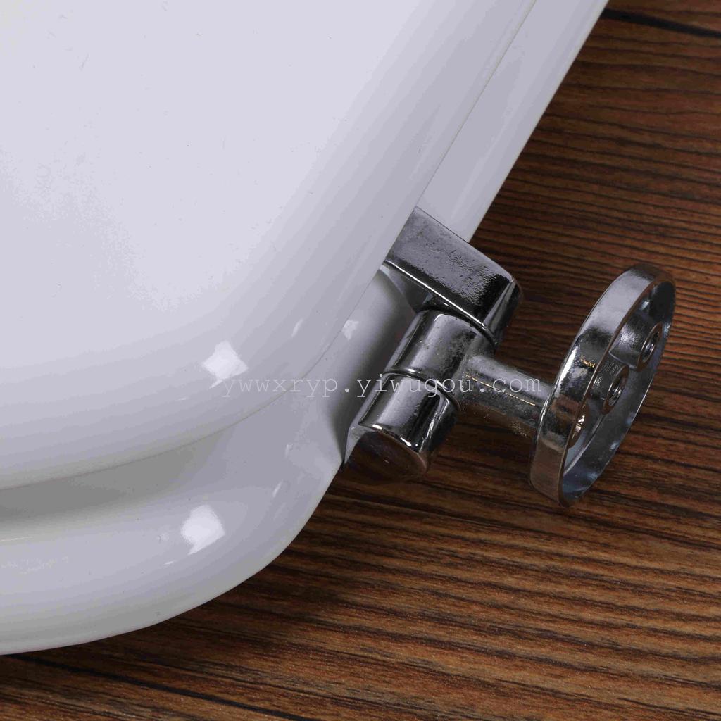Wholesale of high-end pure handcrafted diamond-encrusted 18-inch toilet seat covers made of MDF material Application Scenario