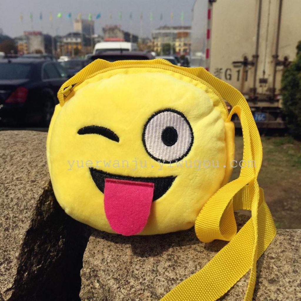 Plush crossbody bag, large crossbody bag, qq emoji crossbody bag details Picture