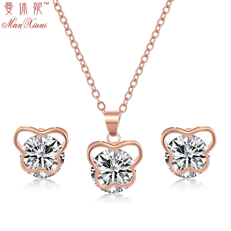 曼休妮925银气质耳钉女 韩国版简约甜美时尚水钻三件套厂家直销批发混批