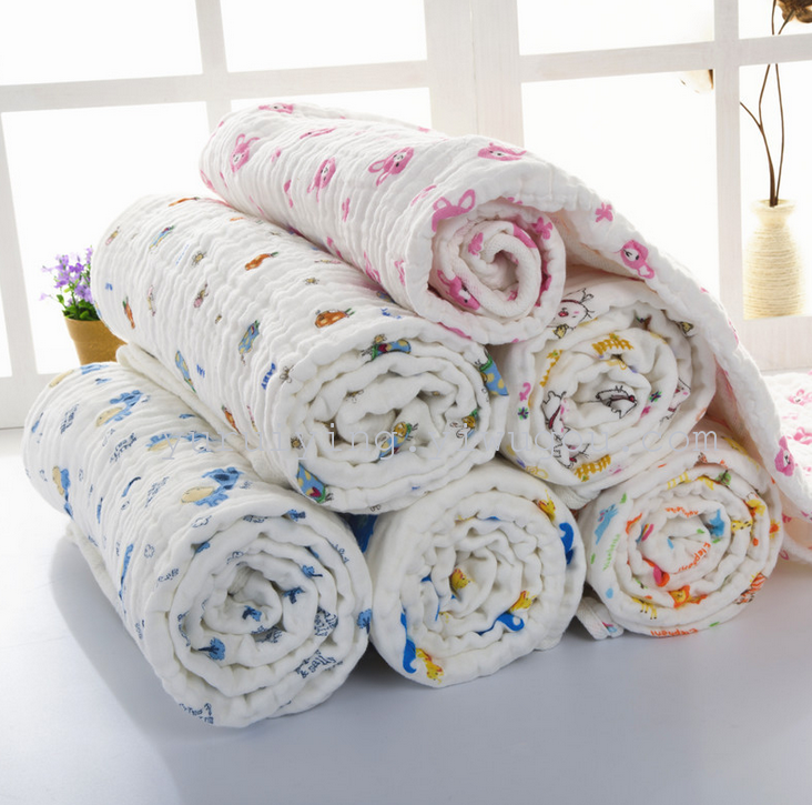 New 85*85 colored cotton gauze bath towel, baby cartoon printed hugging quilt, direct sales from the manufacturer