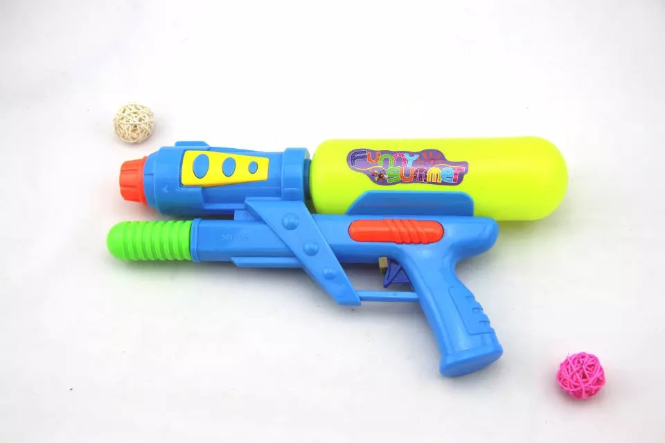8135 pressurized air water gun Toy water gun 460ML water gun full figure
