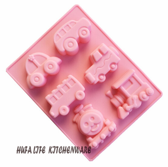Factory direct sales: 6-piece food-grade silicone DIY baking mold for restaurants. "Car Story" cake mold