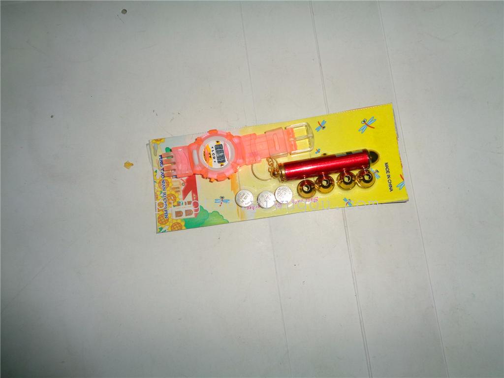 Children's toy keychain light, five-head laser plus Xiaobao watch, gift, LED night light factory direct sales details Picture