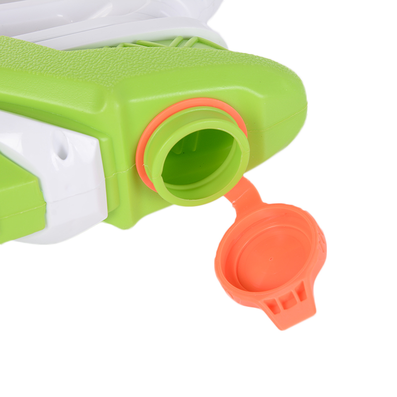 Summer toy beach children's long-range water gun 7900 for swimming, water play, rafting and water fights Application Scenario
