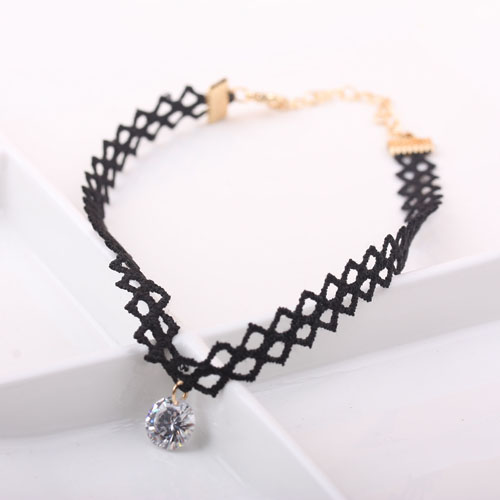 Ribbon collarbone chain, artistic necklace, women's collar, neck necklace, short style details Picture