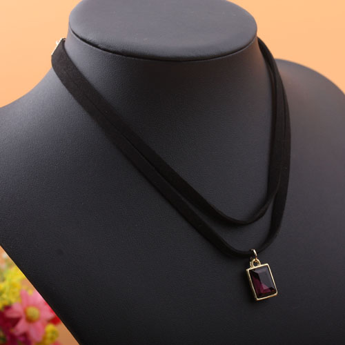 Ribbon collarbone chain, artistic necklace, women's collar, neck necklace, short style Specification image
