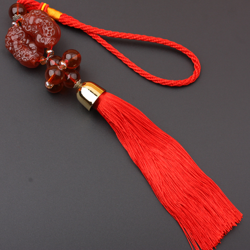 Pudding Station High-end car hangers, rearview mirror ornaments, pendants, car interior accessories Application Scenario