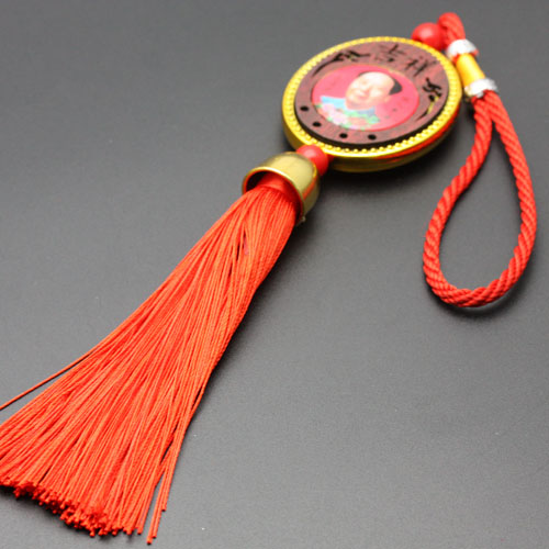 Pudding Station Accessories, 10-yuan department store creative men's car rearview mirror pendants, couple car interior accessories Application Scenario