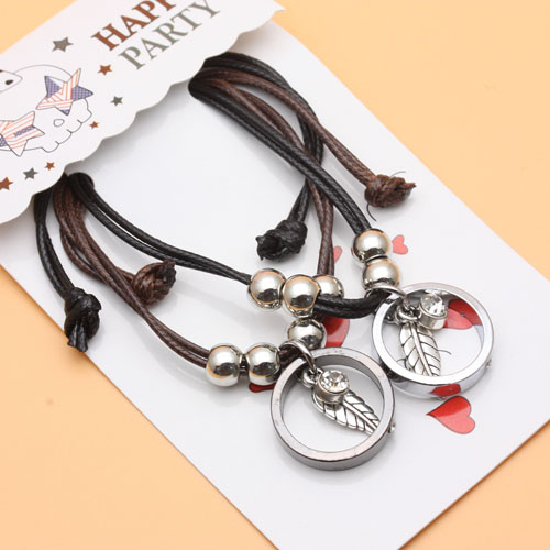 Men's bracelet, Japanese and Korean version couple accessories, leather rope, personalized retro multi-layer student bracelet Application Scenario