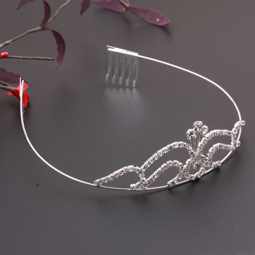 Children's crown headbands, princess headwear, little girl hair accessories details Picture