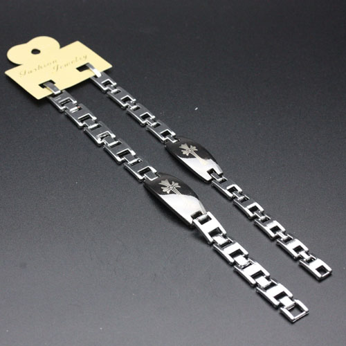 Metal men's watch with bracelet, League of Legends alloy bracelet accessory