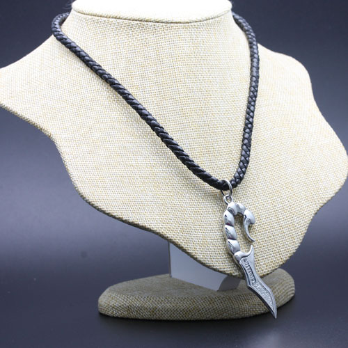 The necklace is a personalized pendant with a leather rope, featuring a trendy and retro ethnic style details Picture