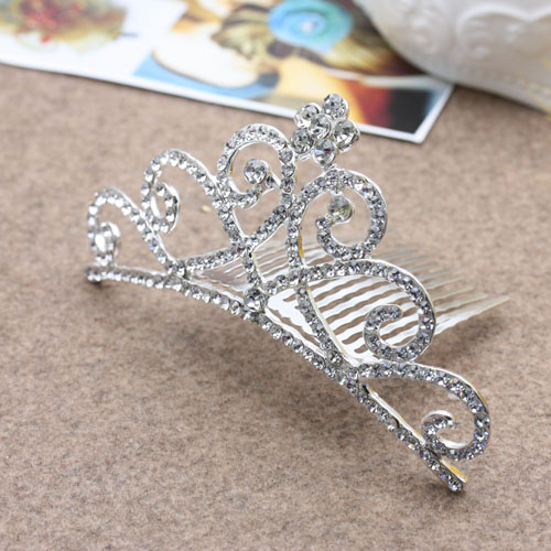 Children's crown hair accessory, large princess hair pin headwear, bride's updo accessory Application Scenario
