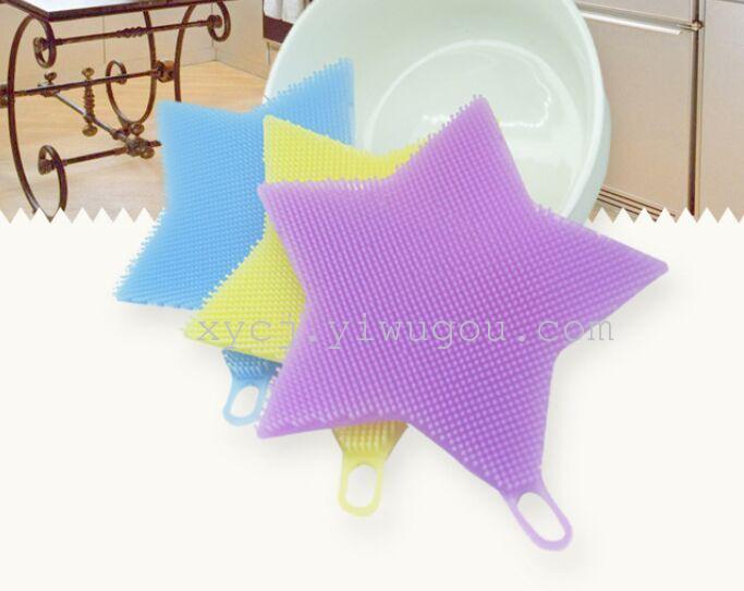 The all-purpose small brush for powerful cleaning and scrubbing of POTS, pans and bowls in the kitchen is the scouring brush Specification image