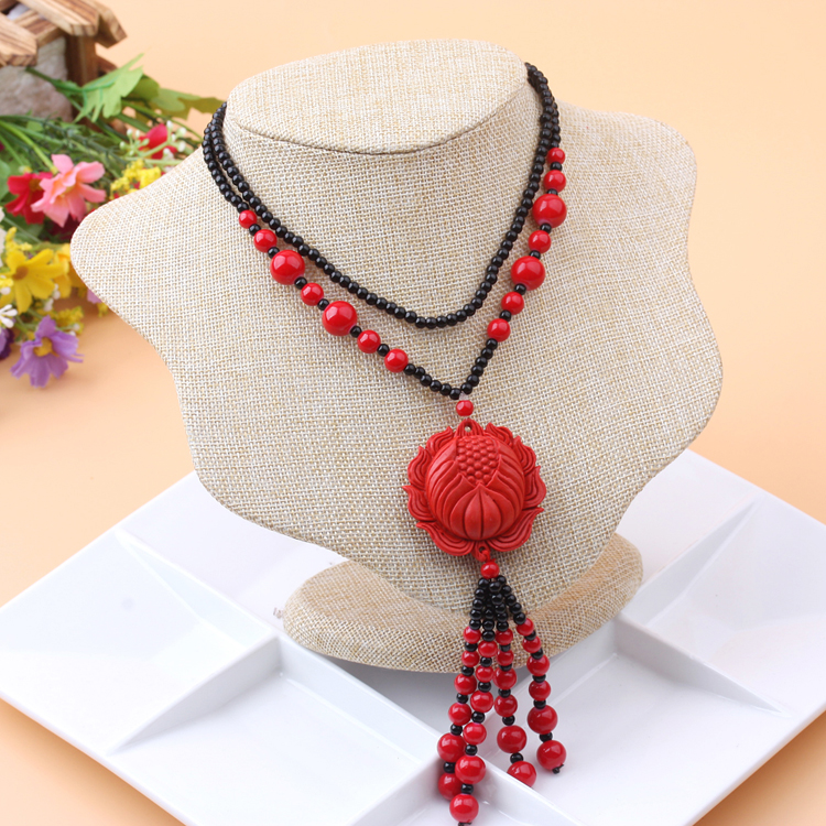 Sweater chains, women's accessories, autumn and winter lacquer-carved cinnabar rose pendants wholesale, long ethnic-style pendants trend Application Scenario