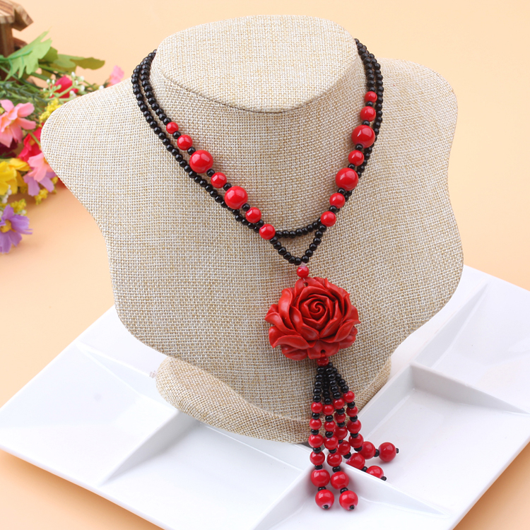 Sweater chains, women's accessories, autumn and winter lacquer-carved cinnabar rose pendants wholesale, long ethnic-style pendants trend Specification image