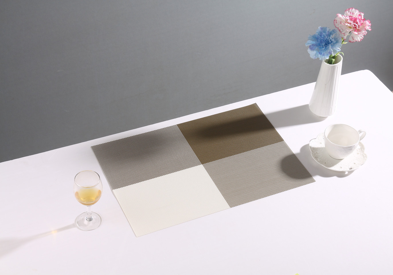 High-end pvc placemats, table MATS, heat insulation MATS, bowl MATS, cup MATS, anti-slip and multiple types details Picture