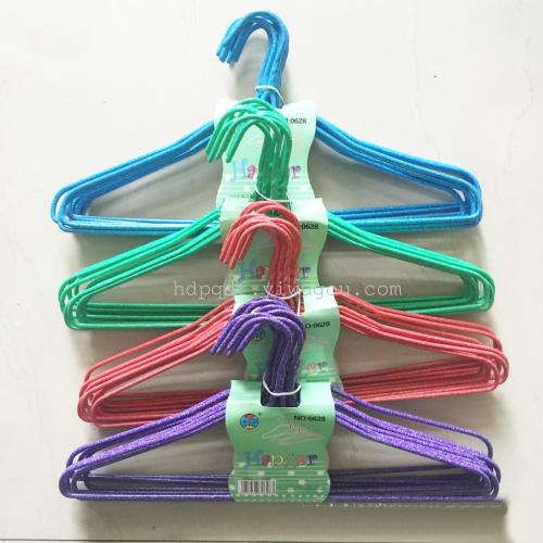 厂家直供浸塑衣架 铁丝衣架 地摊热销衣架0628 衣架