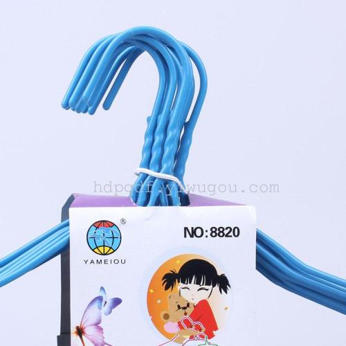 8820浸塑铁衣架 喷塑铁丝衣架 浸塑挂钩衣架  工厂直销