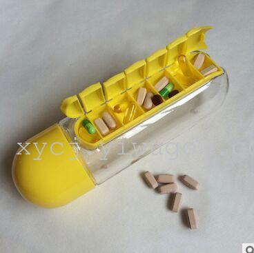 Tritan creative medicine box water cup comes with seven-day medicine box water cup, medicine box cup and capsule cup Application Scenario