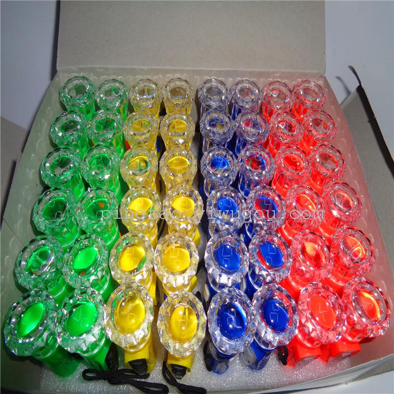 Children's toys 318 flashlights, free gifts LED keychains, night lights, street stall supply, factory direct sales Specification image