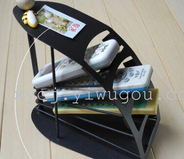 Iron remote control stand storage rack art desktop remote control Application Scenario