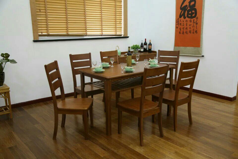 成套餐桌椅实物图