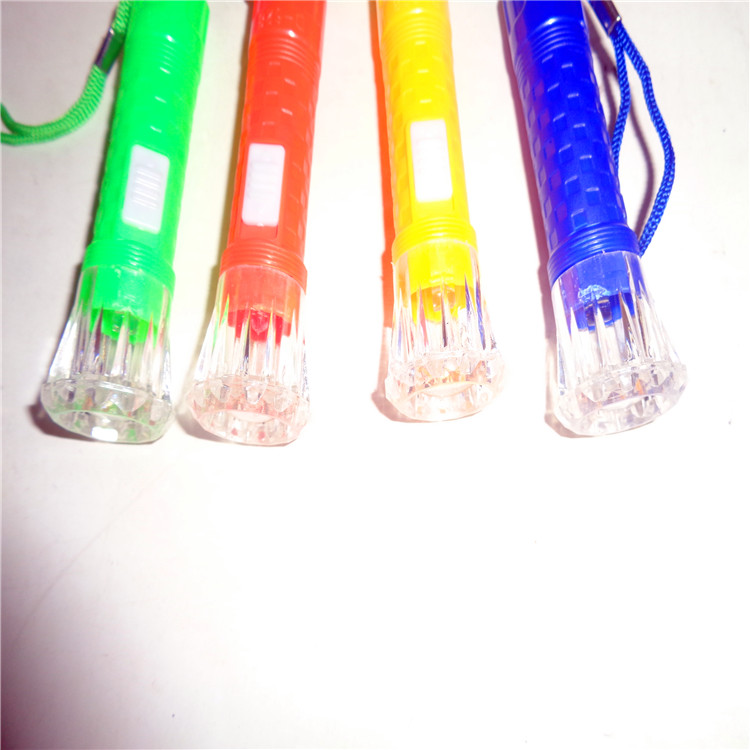 Children's toy keychain lights, free gifts, LED night lights, illuminated pendants, flashlights, direct sales from street stalls Specification image