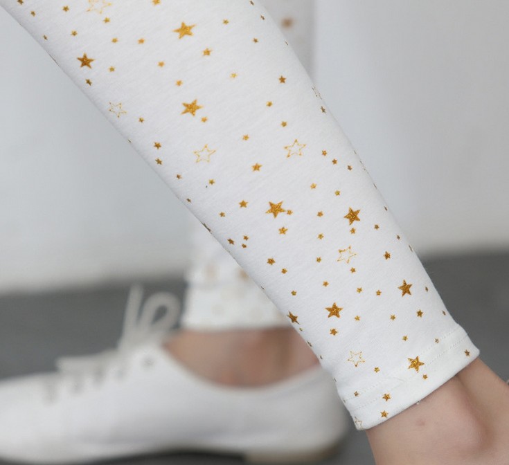 The new basic slimming style from Dongdaemun, South Korea, featuring star-studded nine-inch skinny leggings Specification image