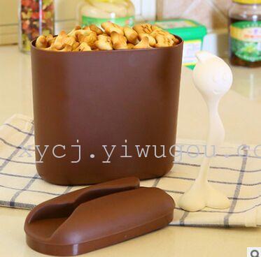 Food storage boxes, plastic kitchen storage tanks, grain and cereal storage boxes, small spoons details Picture