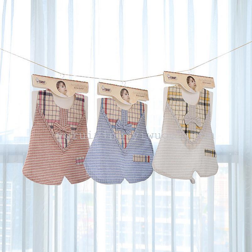 New baby products: Children's waterproof wipes, dress bibs, bibs, baby bibs