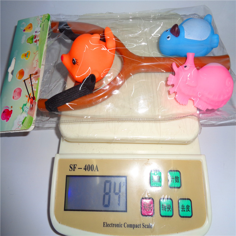 Best-selling children's plastic toys, gift slingshots, animal fish whistles, street stall supply, factory direct sales Application Scenario