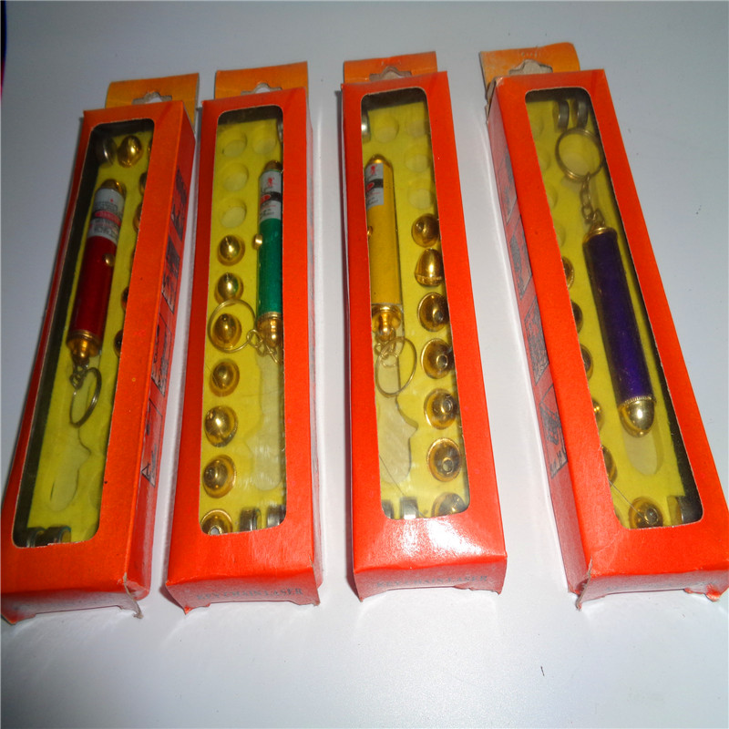 Children's plastic toys, gifts, flashlights, LED night lights, eight-head hard boxes, laser ground promotion, direct sales from the manufacturer