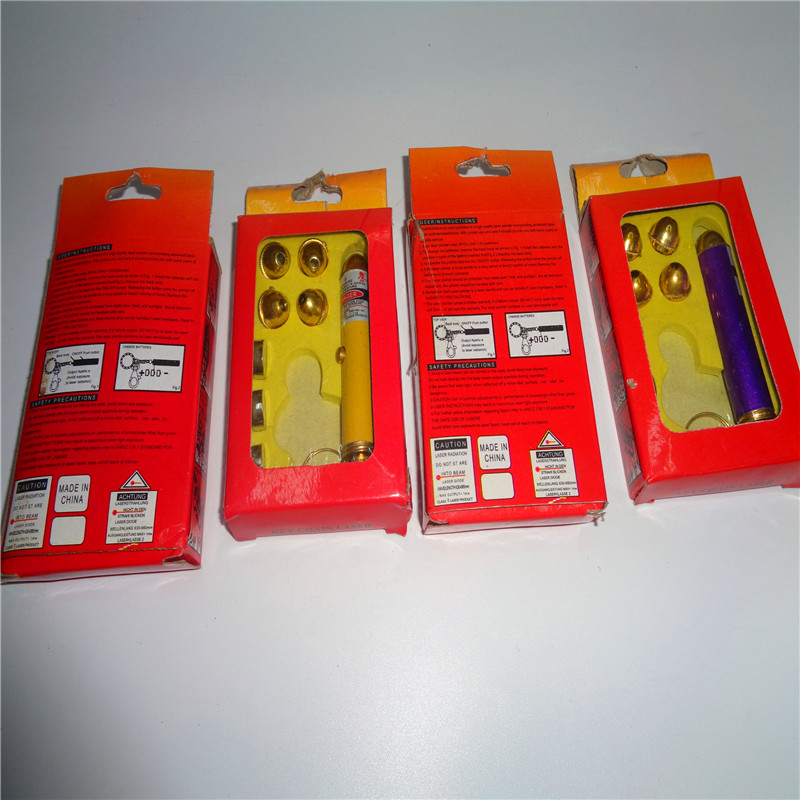 Children's plastic toy flashlight, LED keychain light, gift LED night light, five-head hard box laser Specification image