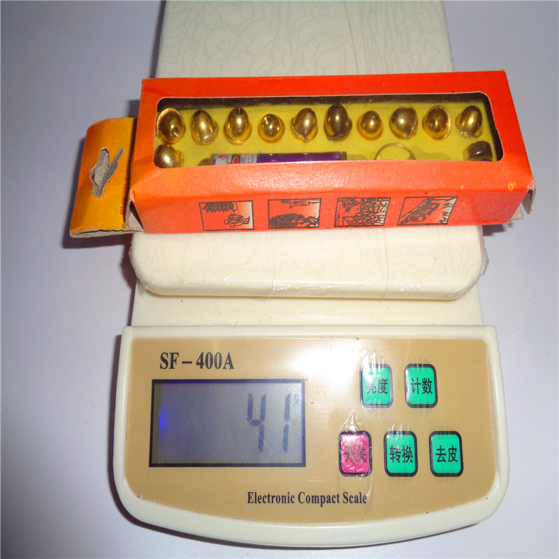 Children's plastic toys, 12-head hard box, laser gift, LED laser light, street stall supply, factory direct sales Application Scenario