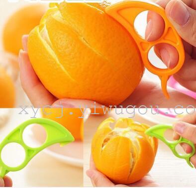 Factory direct sales of mouse orange openers, orange peelers, fruit peelers and orange peelers, creative gifts Application Scenario