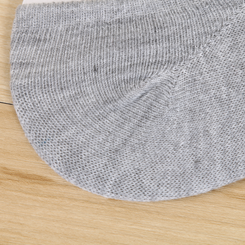 Yiwu Good Goods Street Stall best-selling men's and women's same style boat socks, comfortable invisible socks, fashionable cotton socks, direct sales from the sock manufacturer Specification image