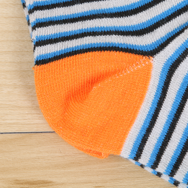 Street vendors' best-selling mid-calf socks, men's and women's couple socks, warm socks, gentleman's socks, and beach men's socks Specification image