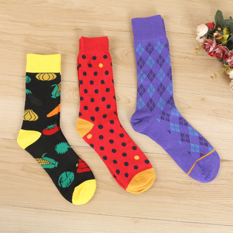 Ground stall burst mid-tube socks men's and women's couple socks thermal socks gentlemen's socks beach men's socks