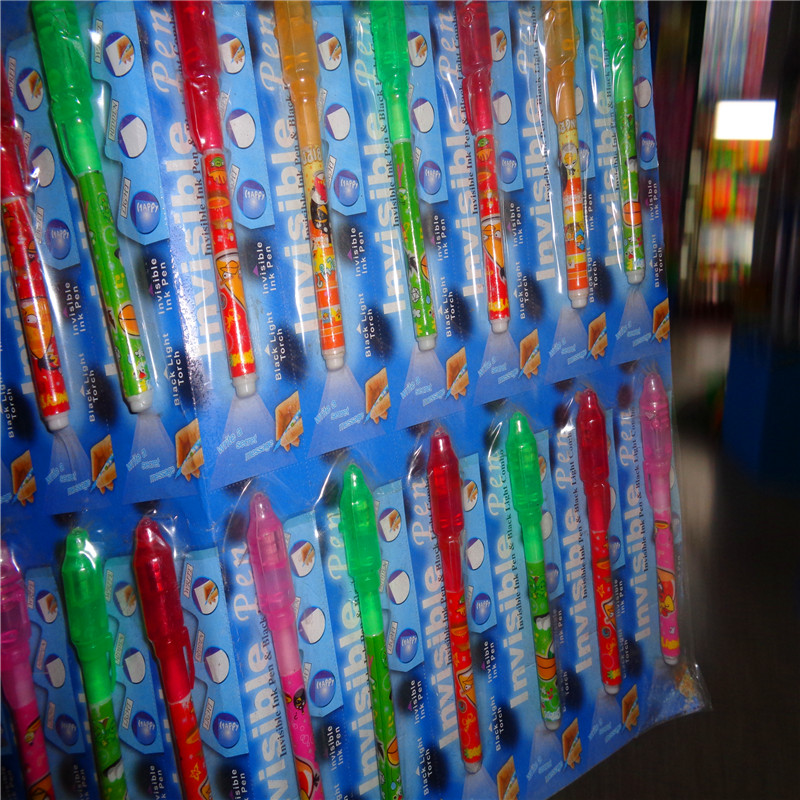 Children's plastic toys, flashlights, complimentary gifts, bullet heads, invisible pens, night lights, ground promotion supply, factory direct sales details Picture