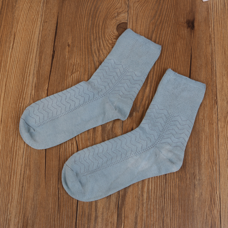 Ruiyuan Comfortable Breathable cotton mid-calf socks and warm socks Application Scenario